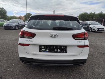 Hyundai i30.Comfort,1.6CRDI.85kw.R.V.1/2022.Km 80 200 - 6