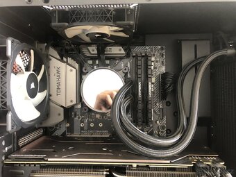 Prodám PC sestavu + monitor (komplet) - 6