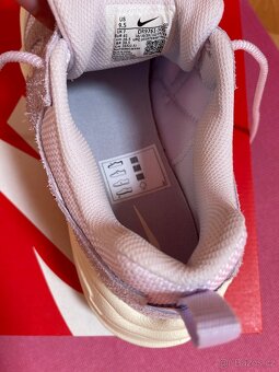 Tenisky Nike - Tech Hera vel. 41 - 6