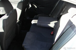 Volkswagen Passat 1.6 16V FSi 115PS KLIMA+KOLA - 6