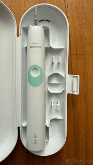 Sonický kartáček Philips Sonicare 4300+nabíječka+pouzdro - 6