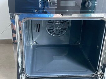 Vestavná trouba Miele H 6160 BP. - 6