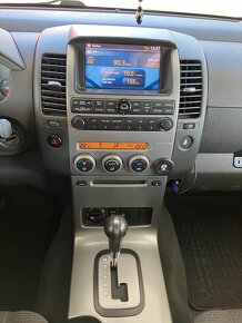 Nissan Pathfinder - 6