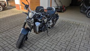 Honda CB1000R+ - 6