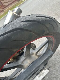 Silniční motorka Honda Cbr 125 r - 6