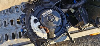 Vetrak topeni klapky regulator skoda octavia 3 - 6