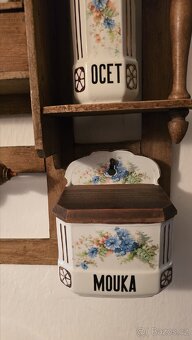 Porcelánové secesní kořenky - 6