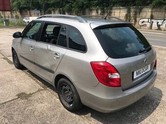 Škoda Fabia II kombi 1.2 HTP+LPG 174 000 km 51 kW ČR původ - 6