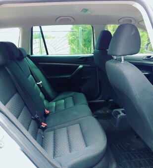 Škoda Octavia 1.6 TDI 77 kW r.v. 2012 - 6