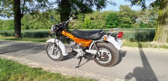 Suzuki RV 125, r.v. 1978 - 6