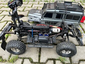 Traxxas TRX-4 Defender 1:10 - 6