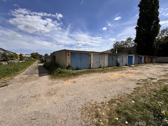 Prodej garáže 19 m² s elektřinou – Hodonín, ul. Dolní (lokal - 6