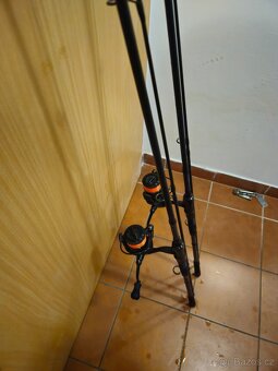Prodám 2× prologic c.o.m. 2,7/2,5 lb + 2okuma feder 40 - 6