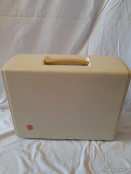 Šicí stroj Singer Futura - 6