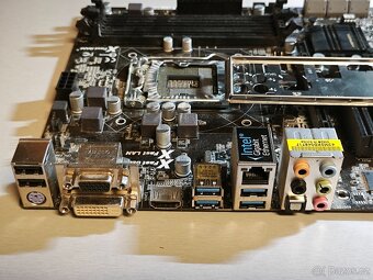 ASRock Z87M PRO4 – Socket 1150, mATX, DDR3 - 6