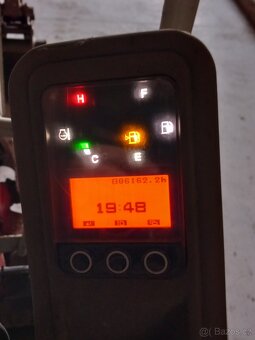 Minibagr Takeuchi TB 215 - 6