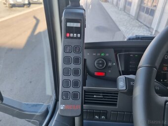 KONTEJNEROVKA VOLVO 6x4 MULTILIFT - 6