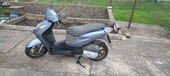 Honda Dylan 150cc - 6