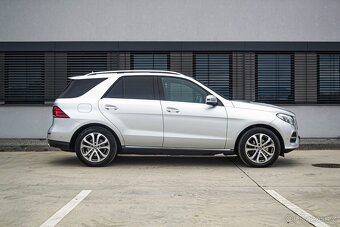Mercedes-Benz GLE Trieda 350d 4matic - 6