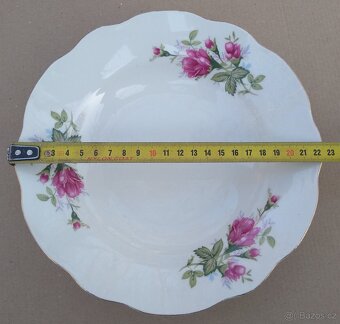 Porcelánové hluboké talíře po babičce - dekor růže - 6