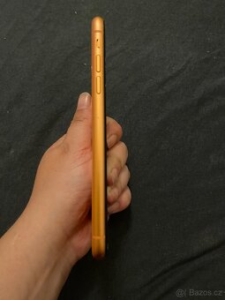 iPhone XR - 6