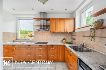 Prodej rodinného domu 270 m2 ve Stráži nad Nisou - 6
