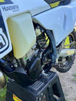 Husqvarna FE450 enduro, Model 2025 - 6
