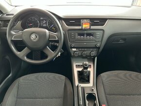Škoda Octavia Kombi 1.4 TSI - CZ - - 6