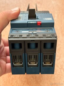 Jistič OEZ MODEION BC160NT305-40-D Více kusů k dispozici - 6