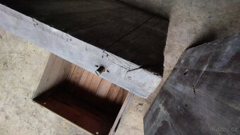 Staré vojenské/muniční bedny – masivní dřevo, kování - 6