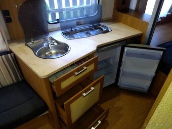 Karavan Knaus Azur 500 rv 2013 solár - 6