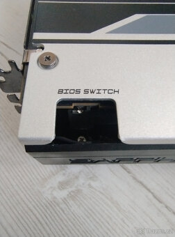 SAPPHIRE NITRO+ Radeon RX 580 OC 8G - 6