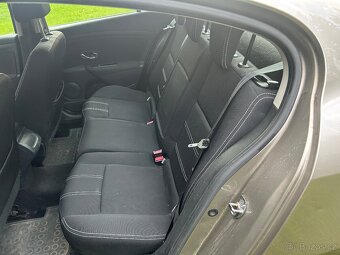 Renault Fluence 1.6 16V 82 kW 2014 - původ ČR - 6