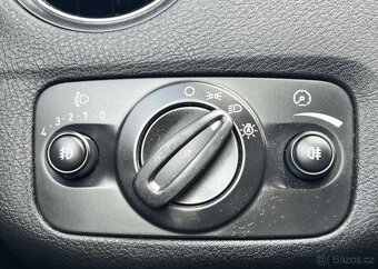 Ford Mondeo 1.6i 16v KLIMATIZACE ALU NAVI manuál 92 kw - 6
