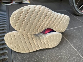 PRODÁM TENISKY, DEICHMANN, VELIKOST 36. CENA - 6