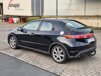 Honda Civic 1.8 iVTEC - 6