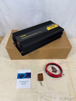 Napájecí invertor 2500W LCD Displej - 6