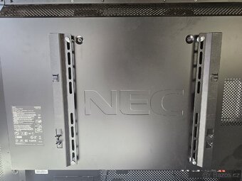 NEC MultiSync P552 – 55" profi panel - 6