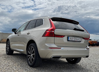 Volvo XC60 D5 Momentum AWD A/T - 6