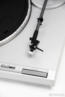 YAMAHA - TECHNICS TT-500 / direct drive, quartz automat - 6