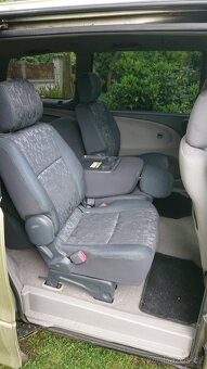 Toyota previa 2 - 6