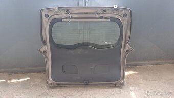 Renault Clio III / 3 - Kompletní zadní část Grand - 6