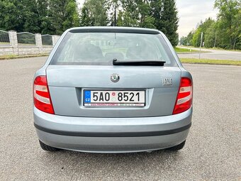 Škoda Fabia najeto 20.000 km, nová z ČR seris. kniha - 6