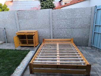 Prodám manželskou postel + Matrace + Komodu - 6