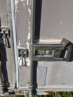 Korba z auta vhodná jako kontejner k uskladňování - 6