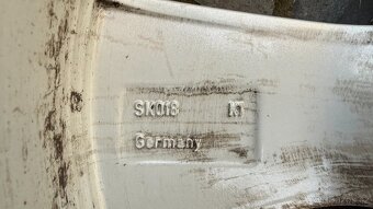 ALU kola BORBET 7.5Jx18 H2, rozteč 5×112, středová díra 57.1 - 6