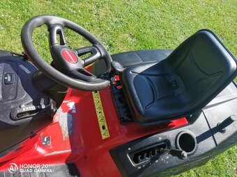 Zahradní traktor johnsered - 6