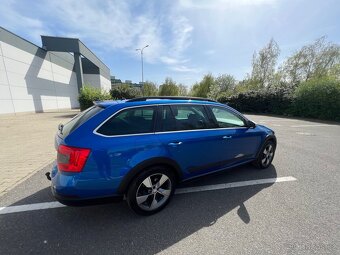 Skoda Octavia Scout 3 - 6