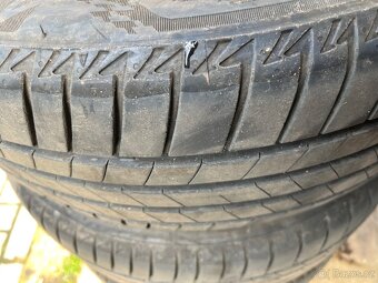 205/55r r16 91v - 6
