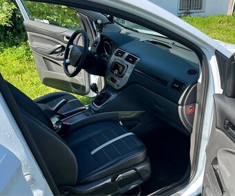 Ford Kuga 2.0 tdci 103kW 4x4, r.v.2010 - 6